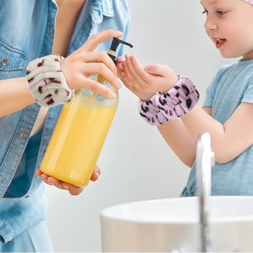 Leopard Print Spa Wristbands 8pc. New! Leopard - Picture 5 of 9